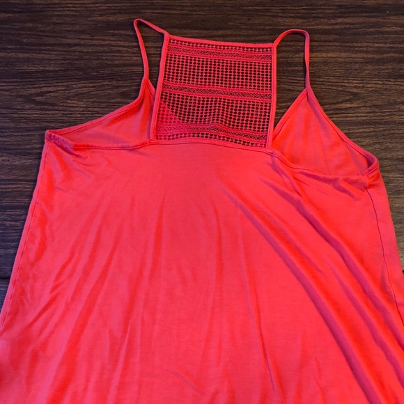 Old Navy Crochet Back Tank Top - Picture 3 of 3